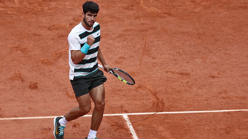 Carlos Alcaraz accede a segunda ronda de Roland Garros tras dar cuenta del italiano Zeppieri