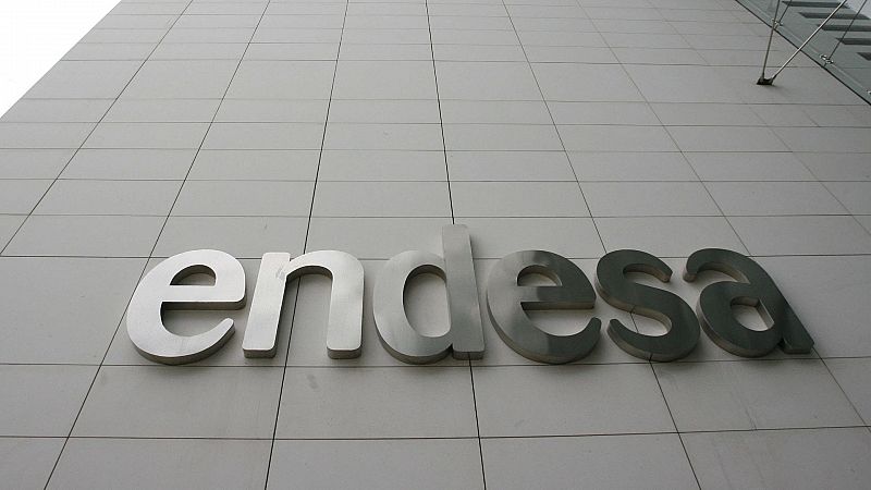 Endesa tendr que indemnizar con 95.000 euros a la familia de una mujer que muri tras caerse por culpa de un apagn